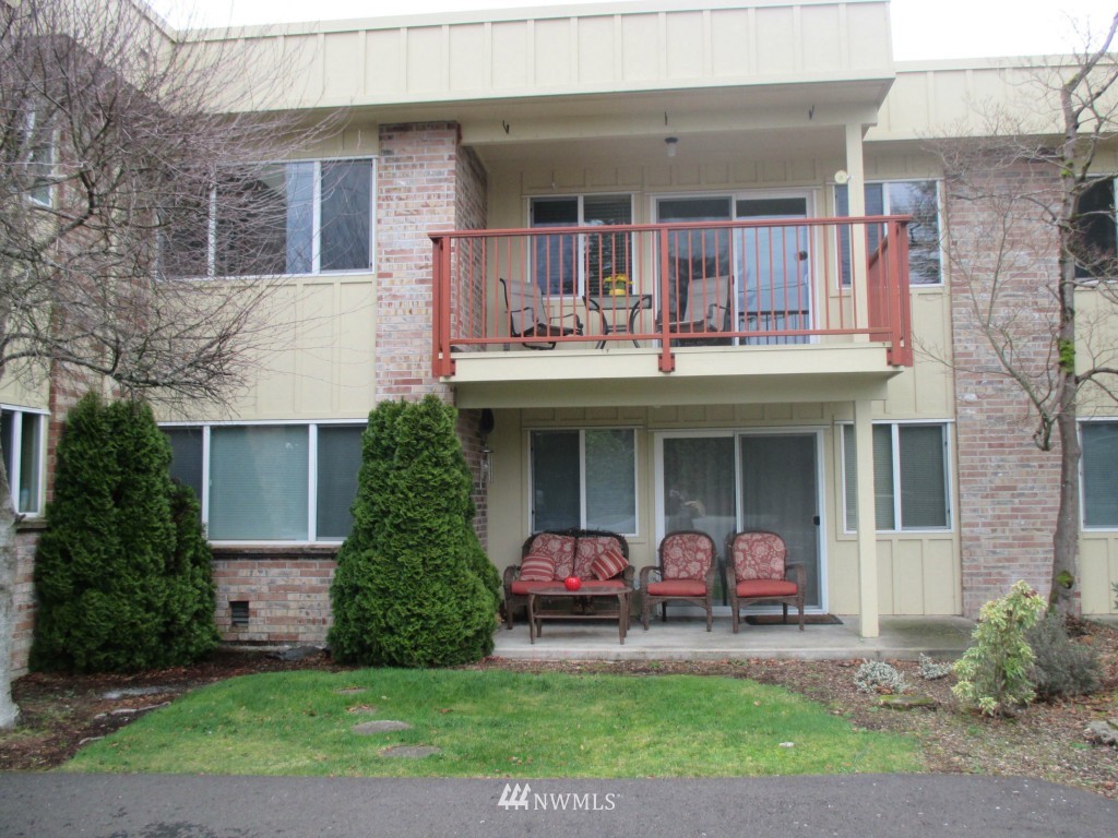 335 Heather Road, Unit 306 Everett, WA 98203 - Photo 14 of 21