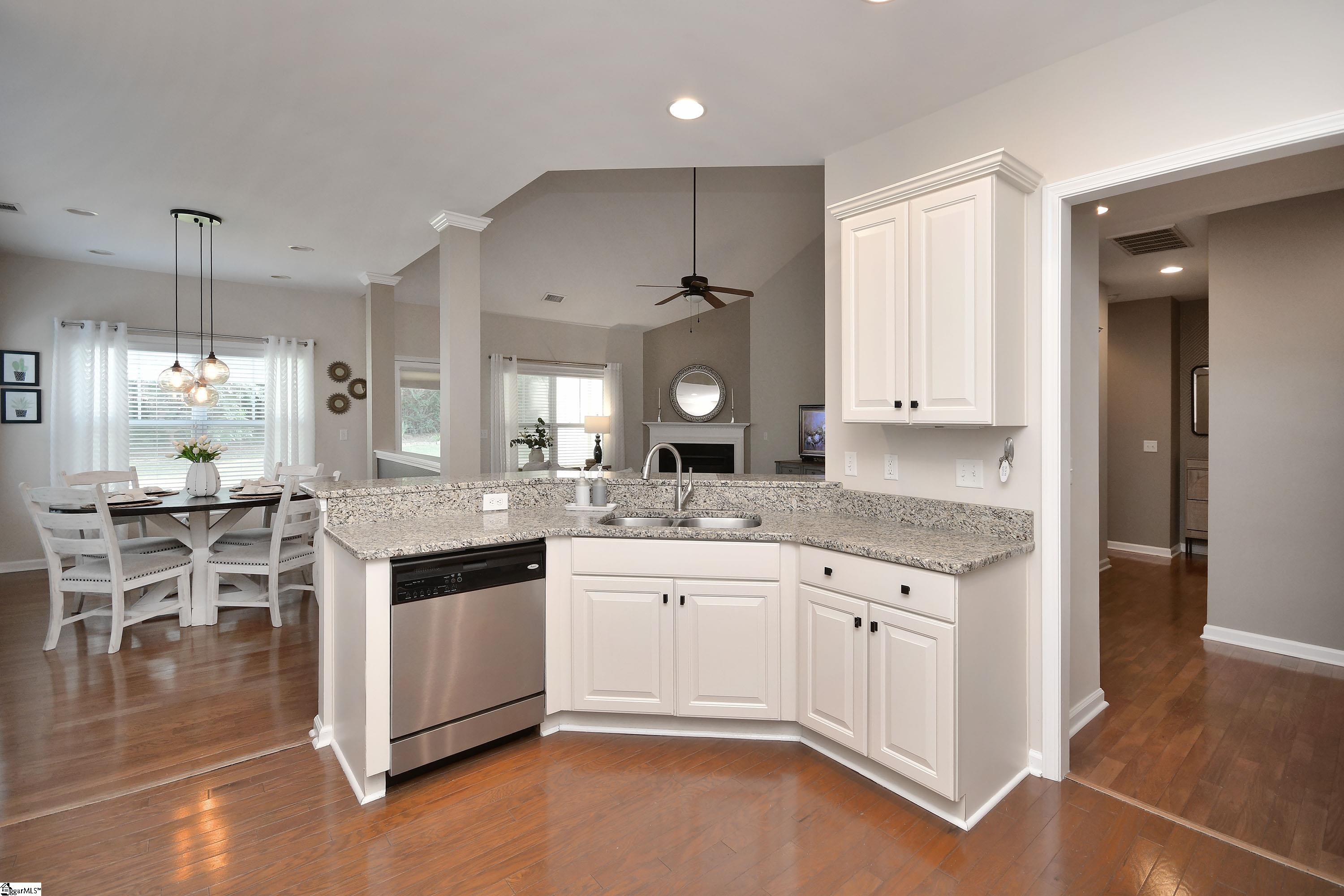 19 Platte Lane Simpsonville, SC 29680 - Photo 6 of 43