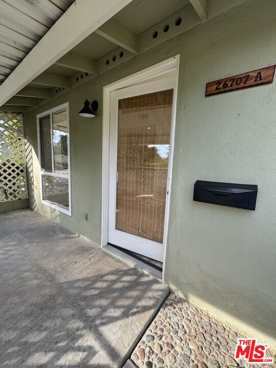 26707 Oak Crossing Road, Unit A Newhall, CA 91321 - Photo 2 of 16