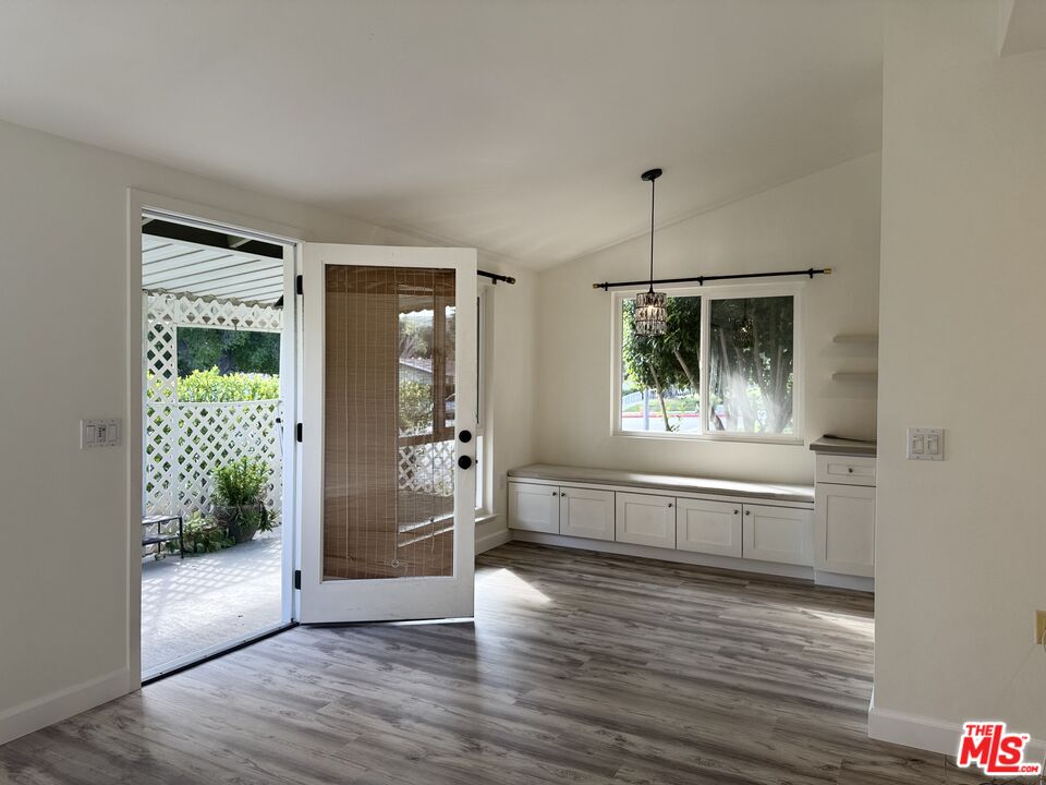 26707 Oak Crossing Road, Unit A Newhall, CA 91321 - Photo 3 of 16