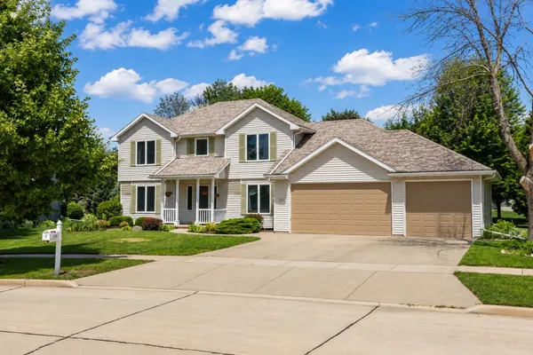 $479,900 | 3116 East Sandpiper Lane, Appleton, WI 54913