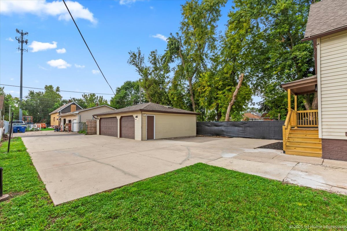 2745 Desplaines Street Blue Island, IL 60406 - Photo 22 of 23