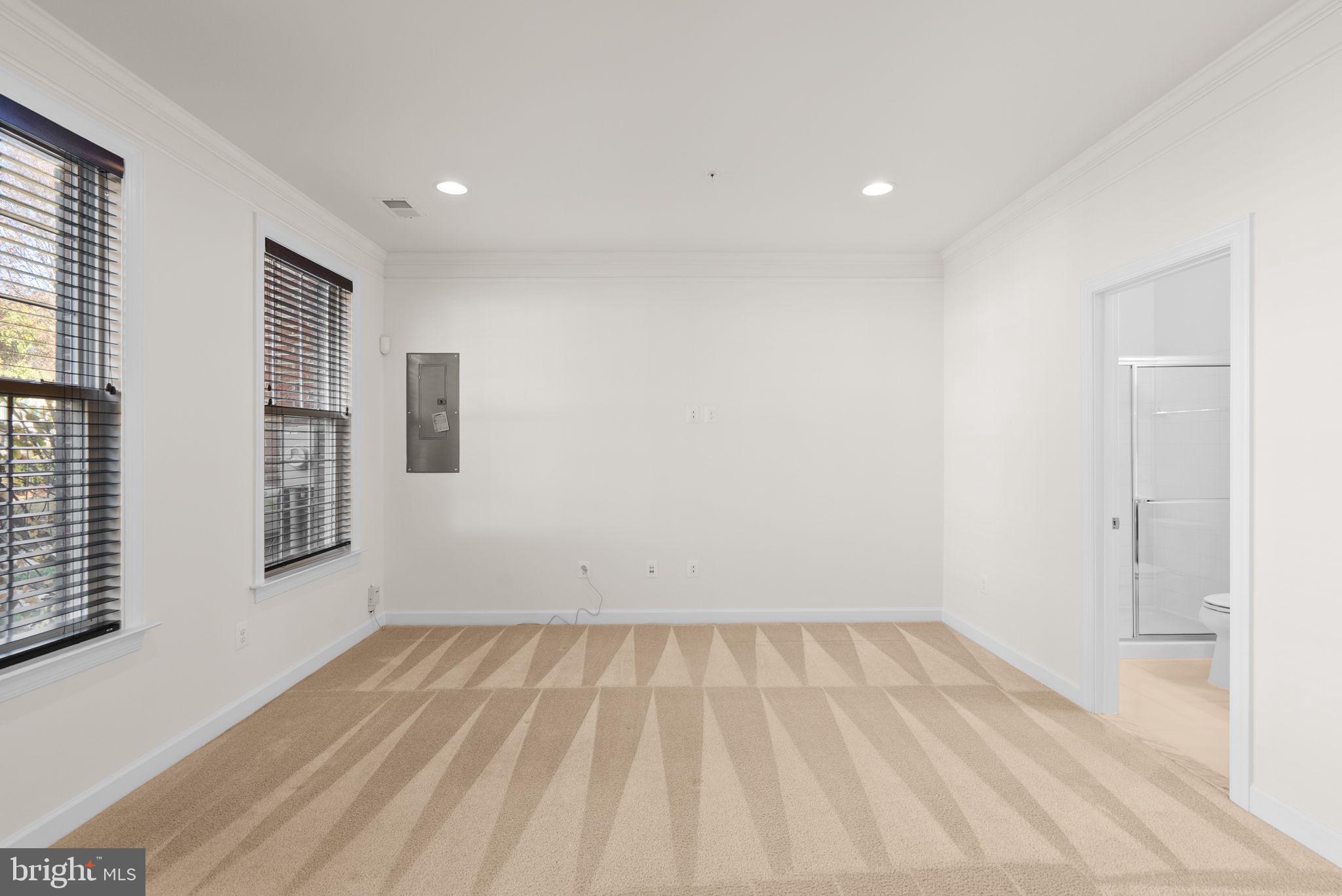 176 Autumn View Drive Gaithersburg, MD 20878 - Photo 39 of 45 a view of room with window