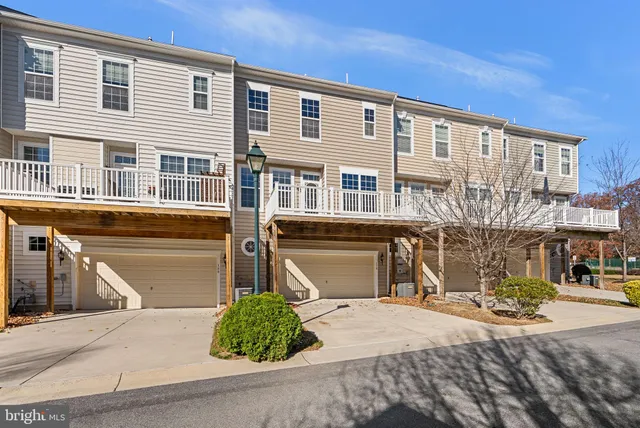 $765,000 | 176 Autumn View Drive, Gaithersburg, MD 20878