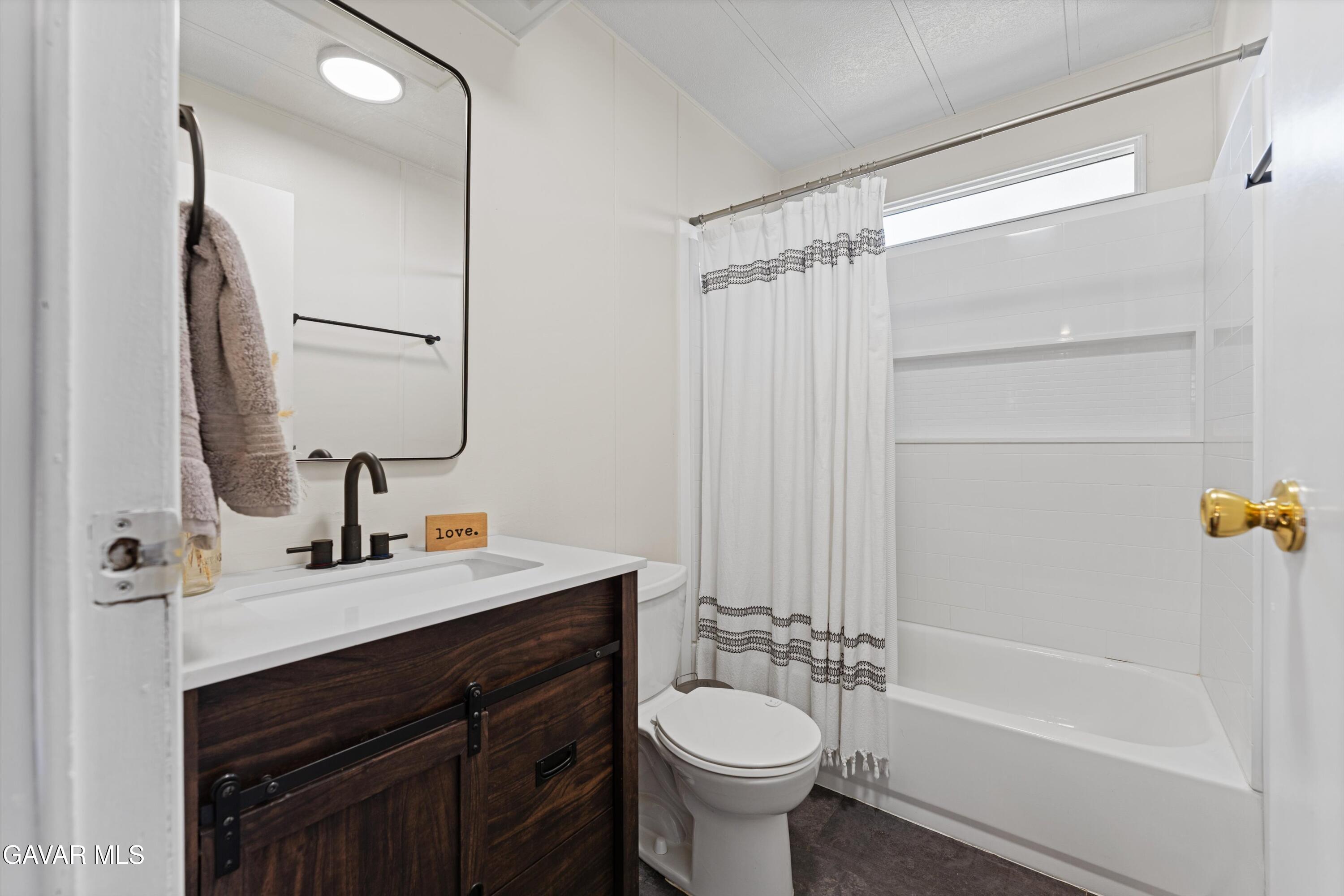 24977 Sand Canyon Road Tehachapi, CA 93561 - Photo 22 of 39 22-JYP00180