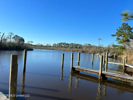 $75,000 | 25 Devils Elbow, Diamondhead, MS 39525