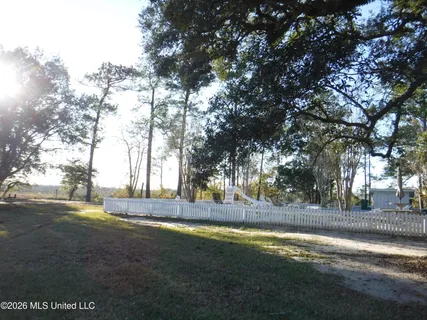 $75,000 | 25 Devils Elbow, Diamondhead, MS 39525