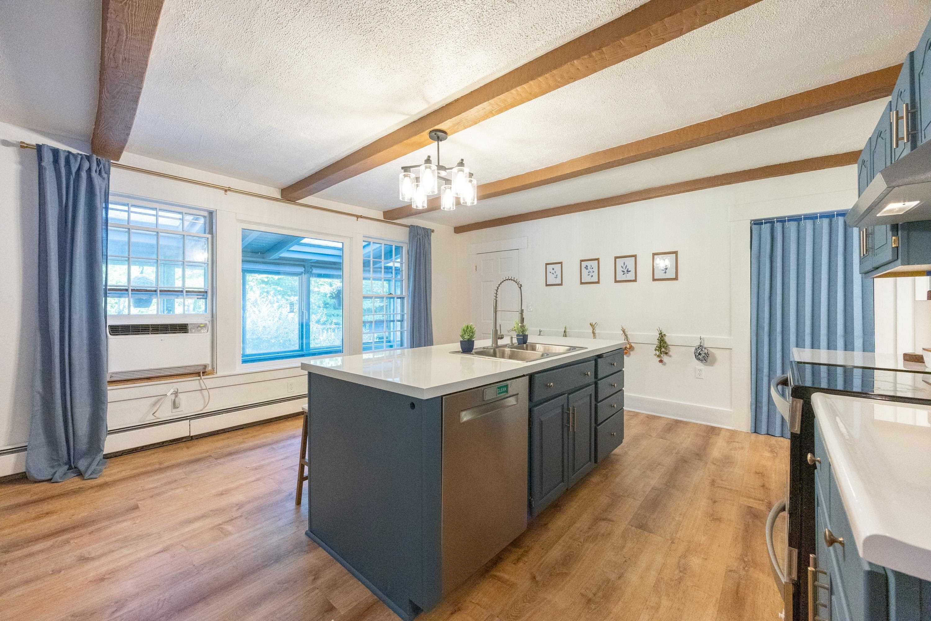 738 Robinson Road Pembroke, NH 03275 - Photo 10 of 58 Gallery Image 10