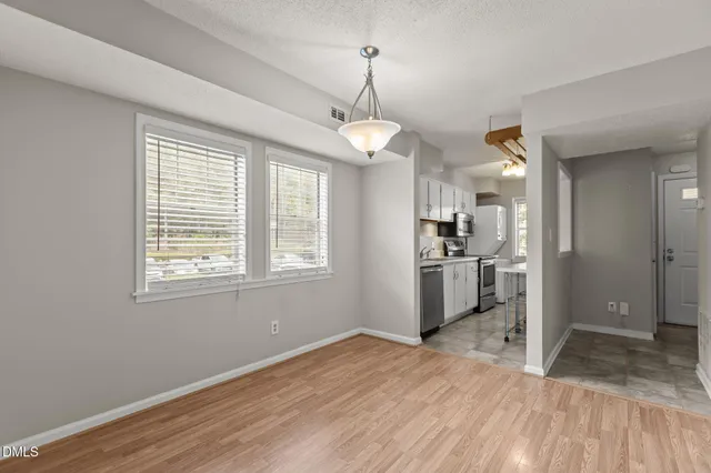 $219,900 | 227 Schultz Street, Chapel Hill, NC 27514