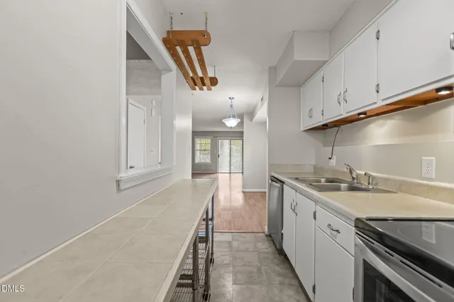 $219,900 | 227 Schultz Street, Chapel Hill, NC 27514