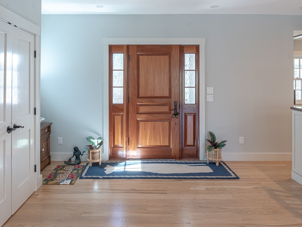 63 Bayes Hill Road Oak Bluffs, MA 02557 - Photo 16 of 32