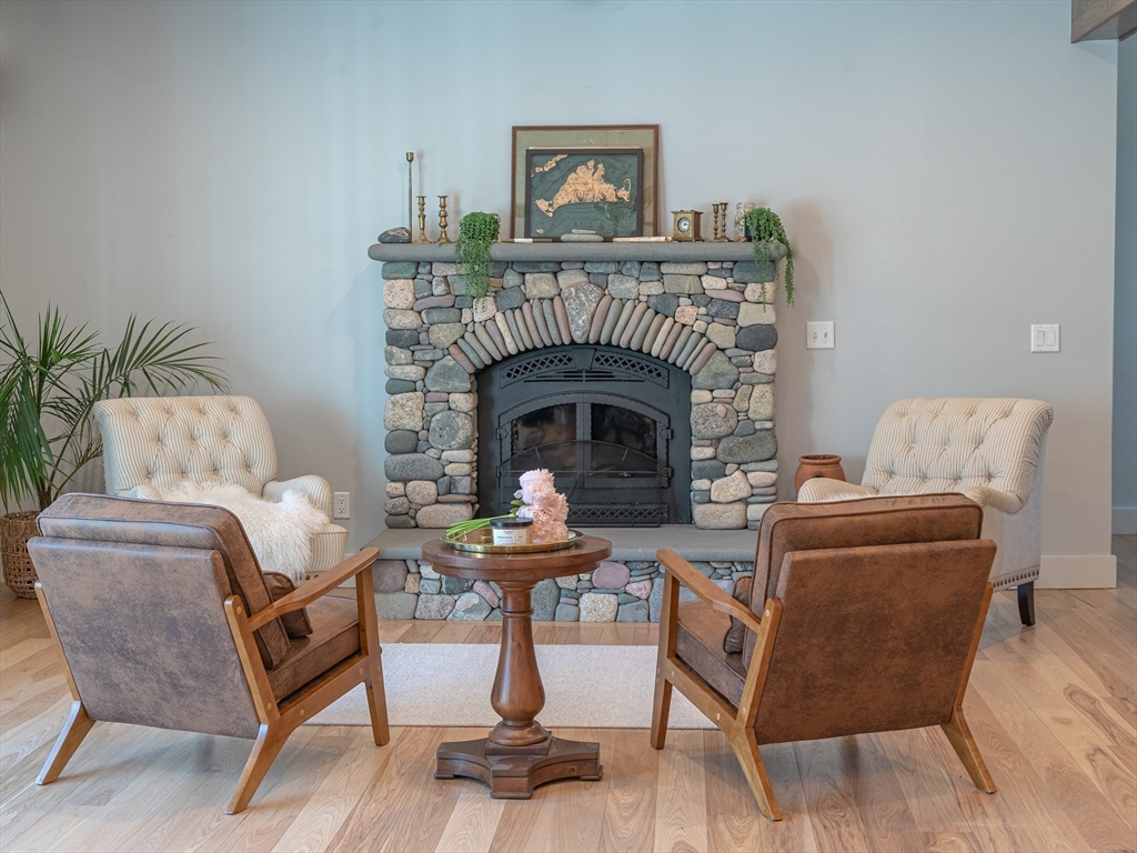 63 Bayes Hill Road Oak Bluffs, MA 02557 - Photo 18 of 32