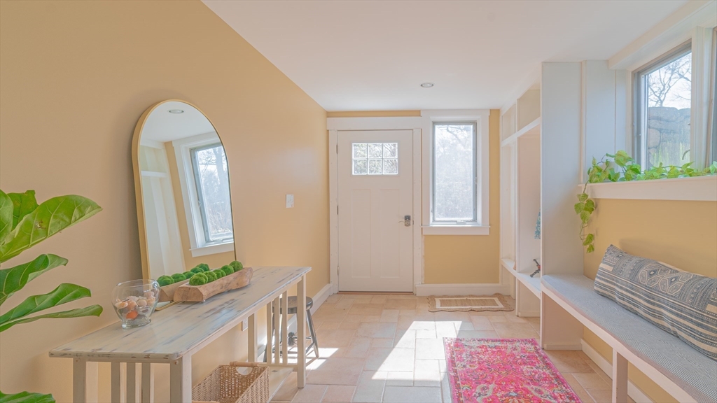 63 Bayes Hill Road Oak Bluffs, MA 02557 - Photo 22 of 32