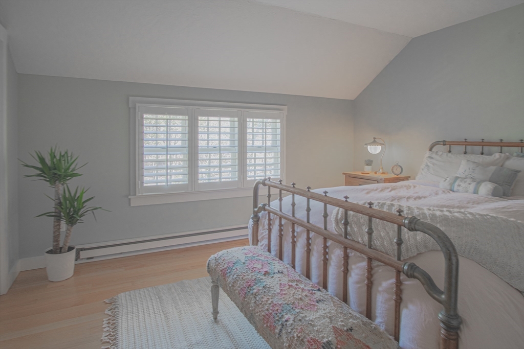 63 Bayes Hill Road Oak Bluffs, MA 02557 - Photo 29 of 32