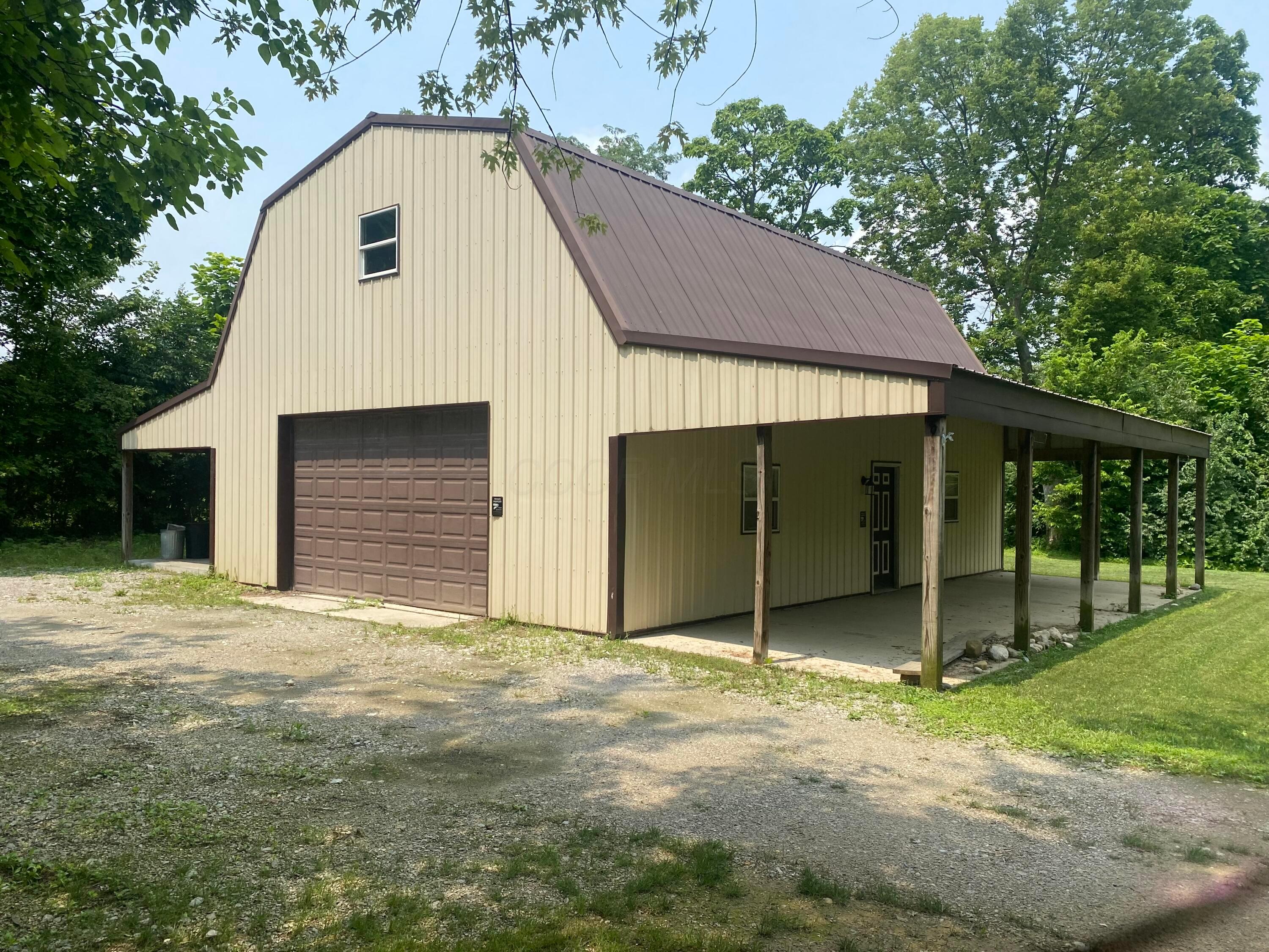3145 Demorest Road Grove City, OH 43123 - Photo 6 of 21 IMG_7563