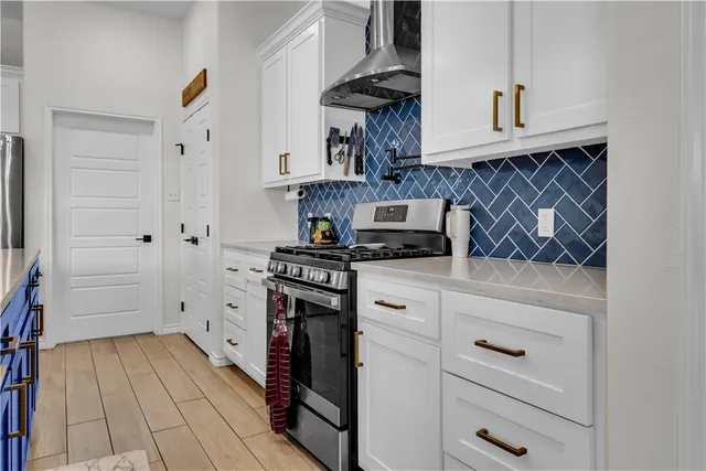 $465,000 | 113 John Russell Drive, Portland, TX 78374