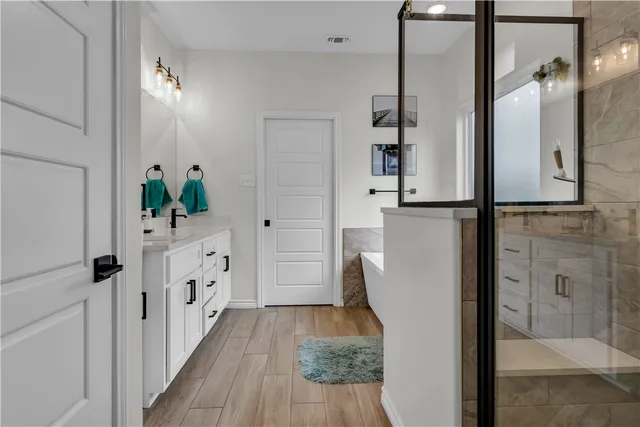 $465,000 | 113 John Russell Drive, Portland, TX 78374