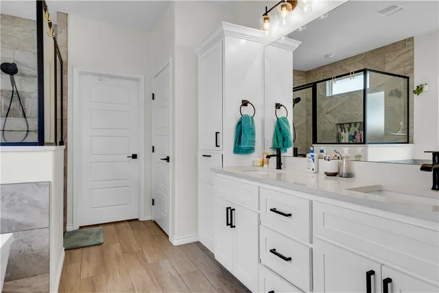 $465,000 | 113 John Russell Drive, Portland, TX 78374