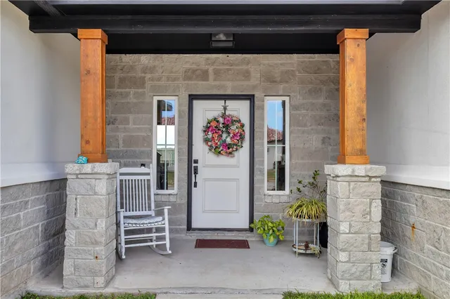 $465,000 | 113 John Russell Drive, Portland, TX 78374