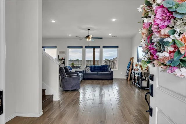 $465,000 | 113 John Russell Drive, Portland, TX 78374