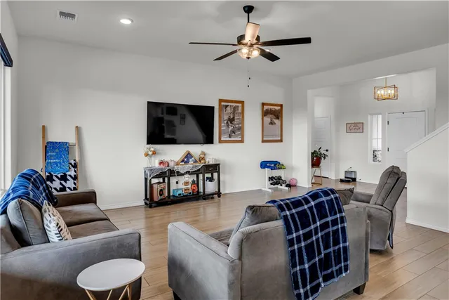 $465,000 | 113 John Russell Drive, Portland, TX 78374