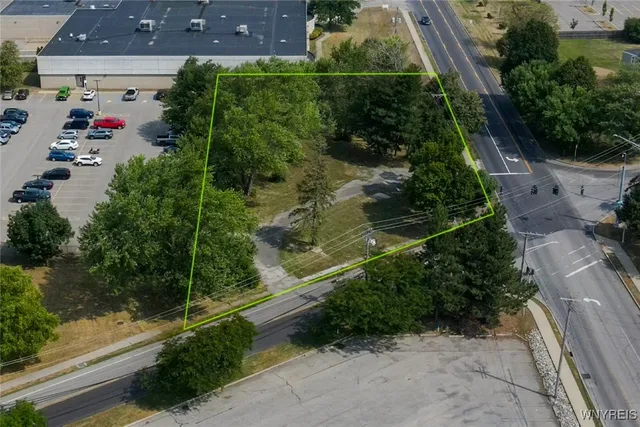 $800,000 | 220 Meyer Road, Amherst, NY 14226