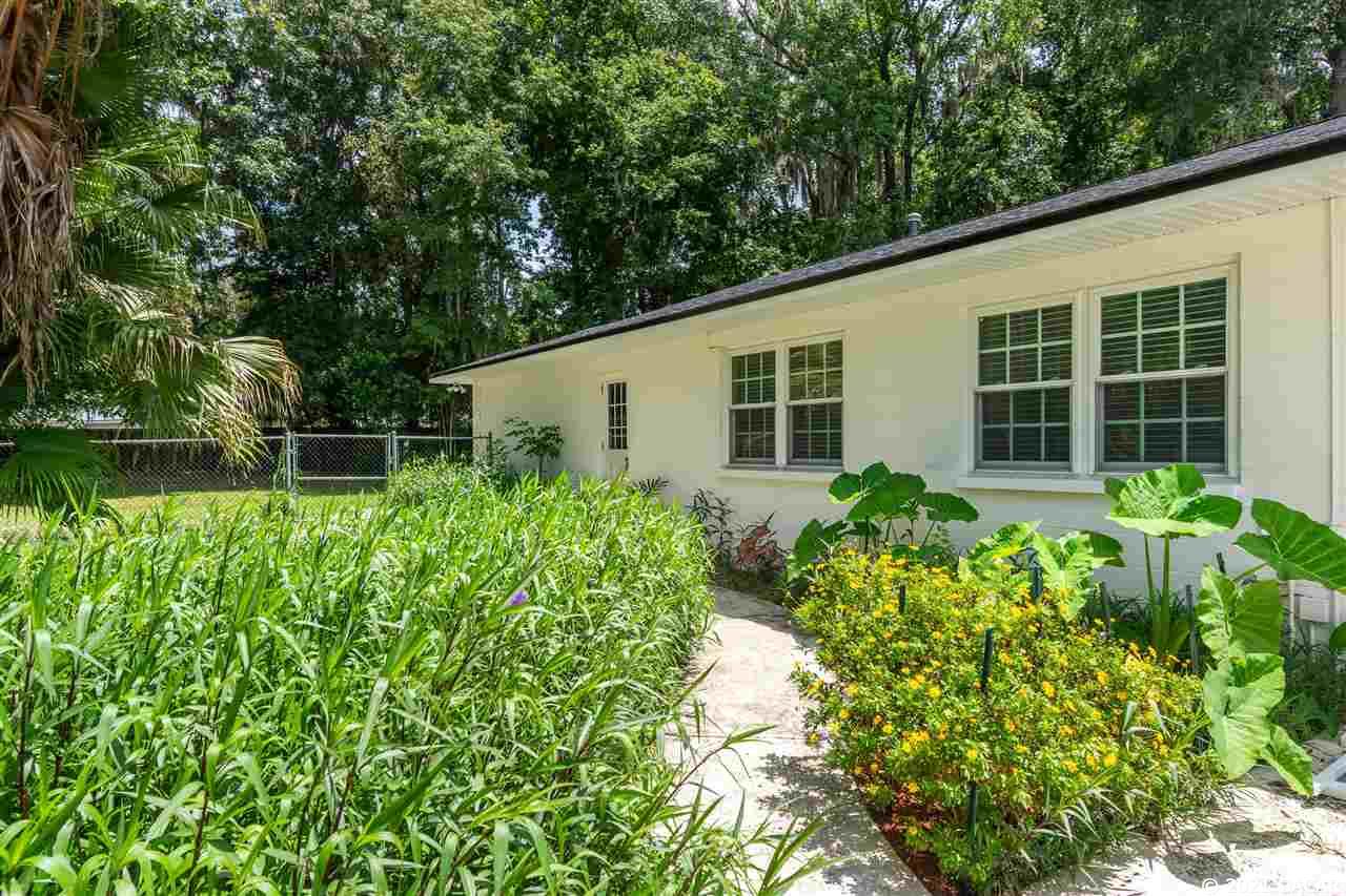 5040 Southwest 78 Way Gainesville, FL 32608 - Photo 4 of 29 Gallery Image 4
