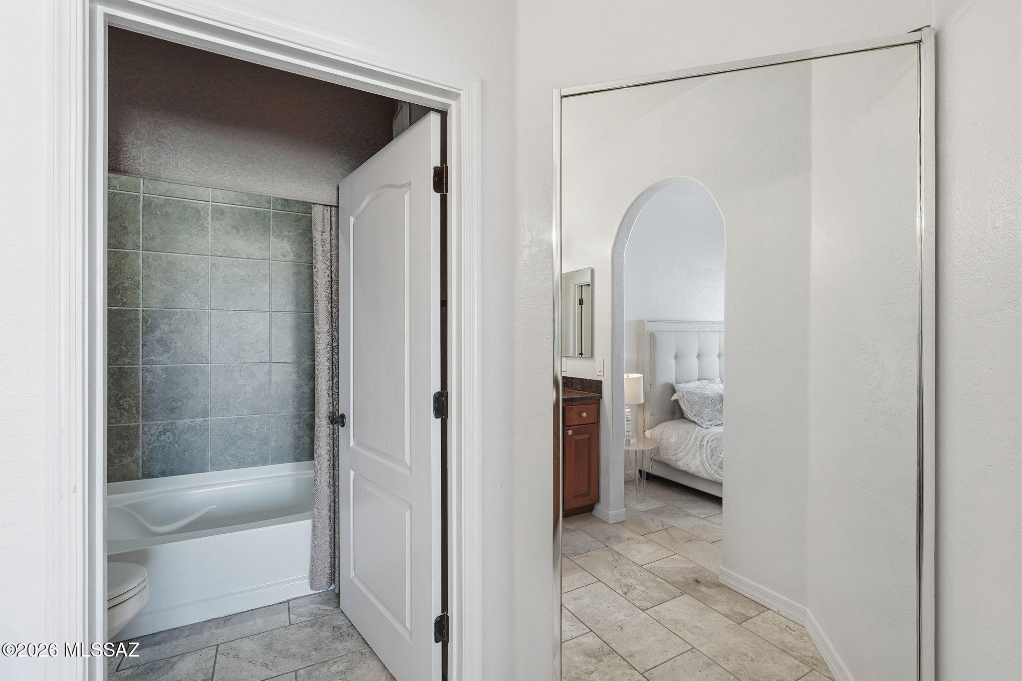 2550 East River Road, Unit 1203 Tucson, AZ 85718 - Photo 23 of 39 Primary Bath & Closet