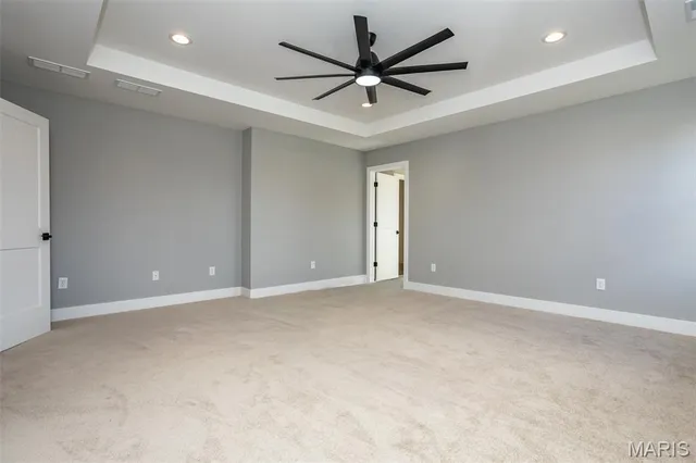 $739,900 | 7123 Savannah Drive, Glen Carbon, IL 62034