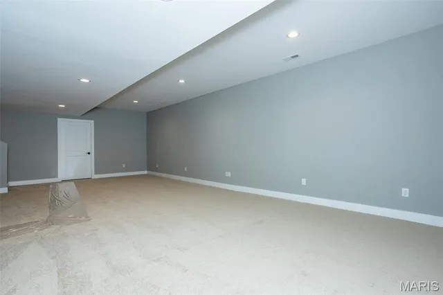 $739,900 | 7123 Savannah Drive, Glen Carbon, IL 62034