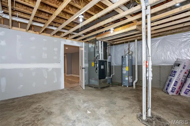 $739,900 | 7123 Savannah Drive, Glen Carbon, IL 62034