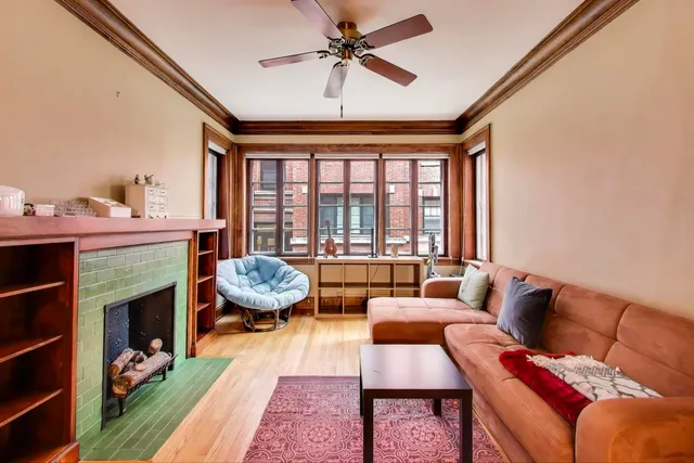 $279,000 | 2016 Sherman Avenue, Unit 1E, Evanston, IL 60201