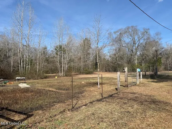$260,000 | 283 Hester Loop, Perkinston, MS 39573