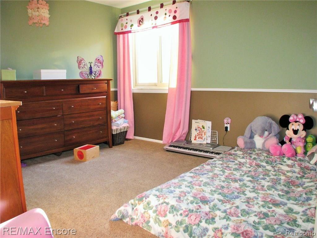 768 Dressler Lane Rochester, MI 48307 - Photo 24 of 26 Second_Bedroom-3.jpg