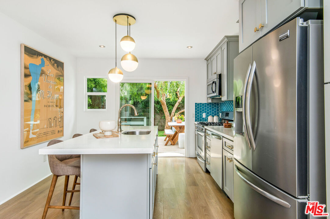 924 Superba Avenue Venice, CA 90291 - Photo 17 of 42