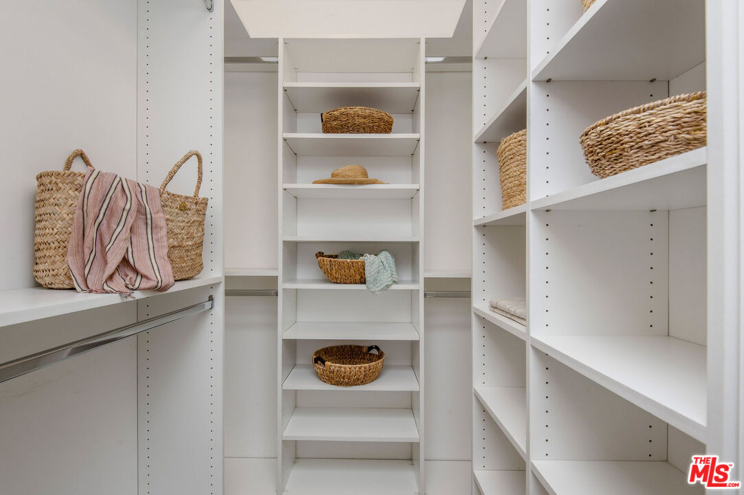 924 Superba Avenue Venice, CA 90291 - Photo 21 of 42