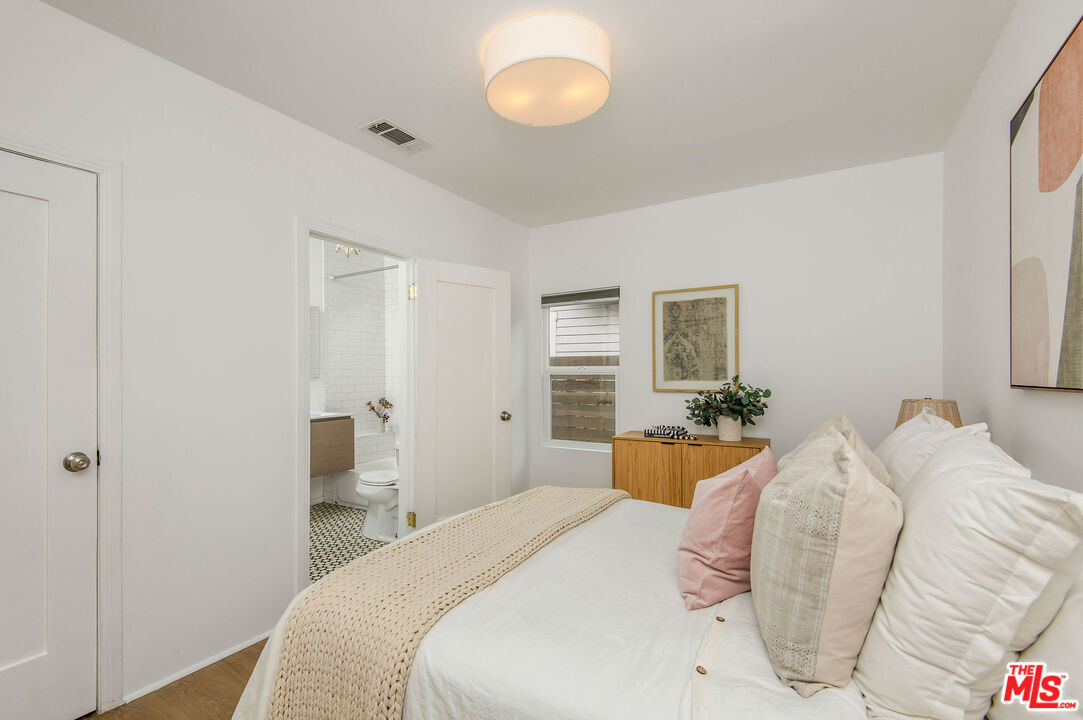 924 Superba Avenue Venice, CA 90291 - Photo 25 of 42