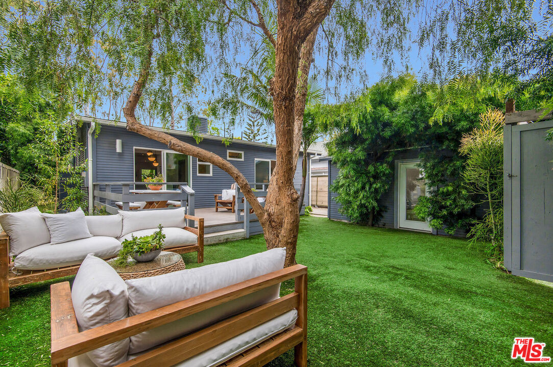 924 Superba Avenue Venice, CA 90291 - Photo 30 of 42