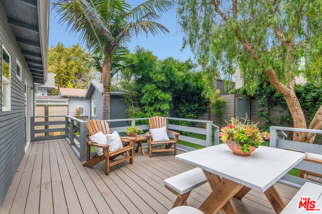 924 Superba Avenue Venice, CA 90291 - Photo 32 of 42