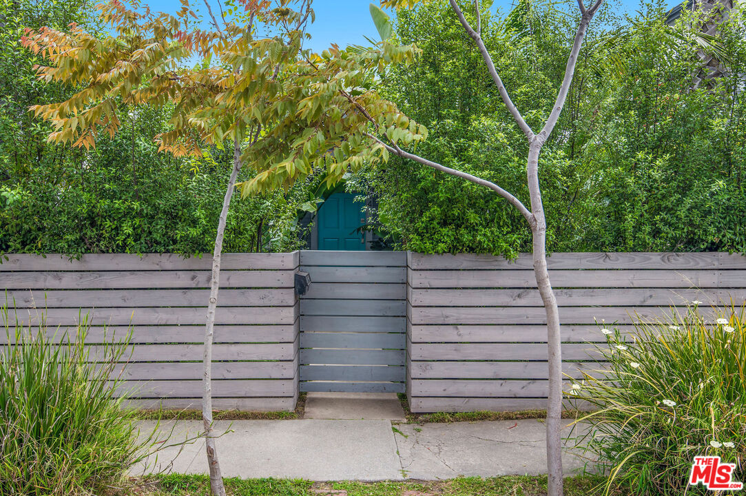 924 Superba Avenue Venice, CA 90291 - Photo 41 of 42