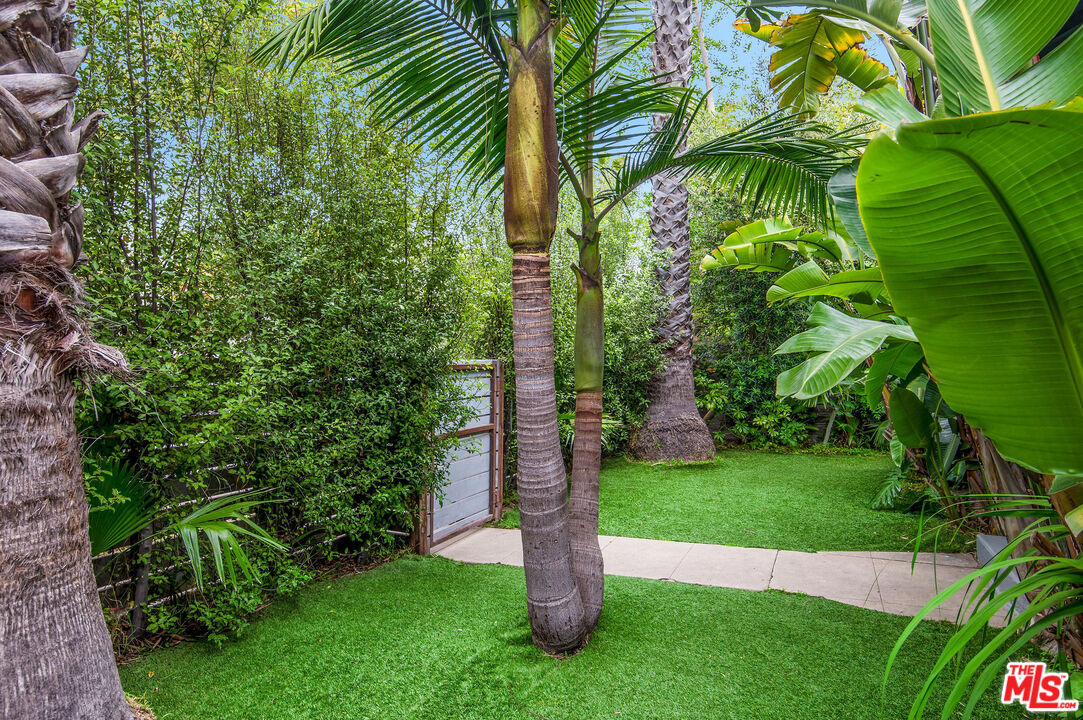 924 Superba Avenue Venice, CA 90291 - Photo 6 of 42