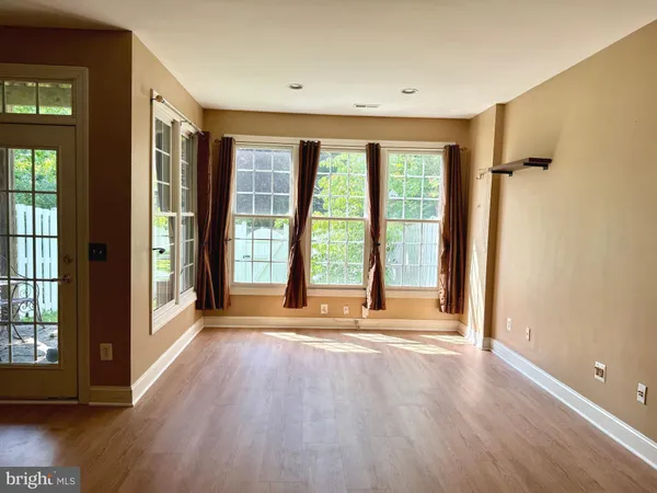 $3,200 | 6866 Witton Circle, Gainesville, VA 20155
