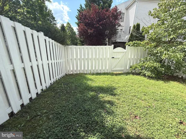 $3,200 | 6866 Witton Circle, Gainesville, VA 20155