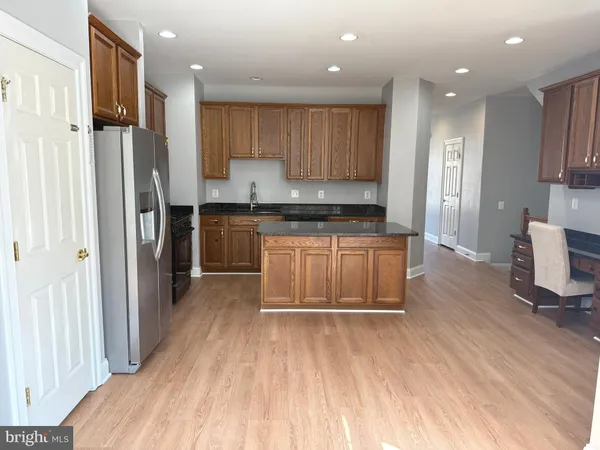 $3,200 | 6866 Witton Circle, Gainesville, VA 20155