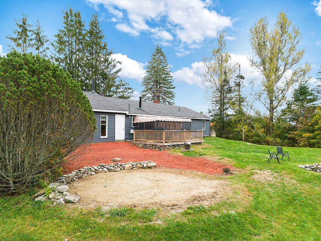 733 Middle Road Skowhegan, ME 04976 - Photo 47 of 58 48