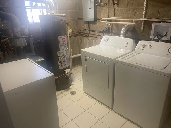 $3,300 | 1720 South Cumberland Avenue, Park Ridge, IL 60068