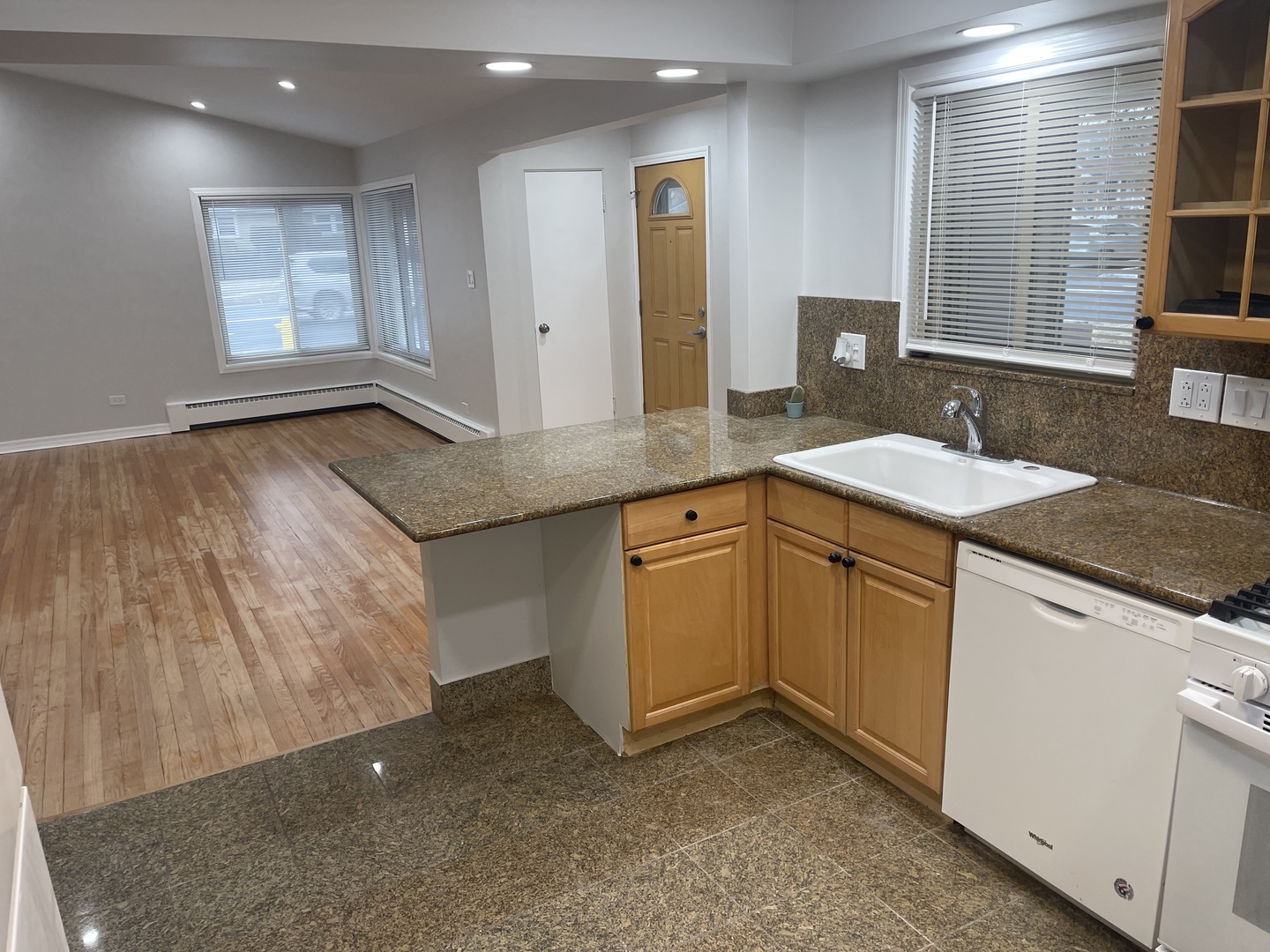 1720 South Cumberland Avenue Park Ridge, IL 60068 - Photo 10 of 26