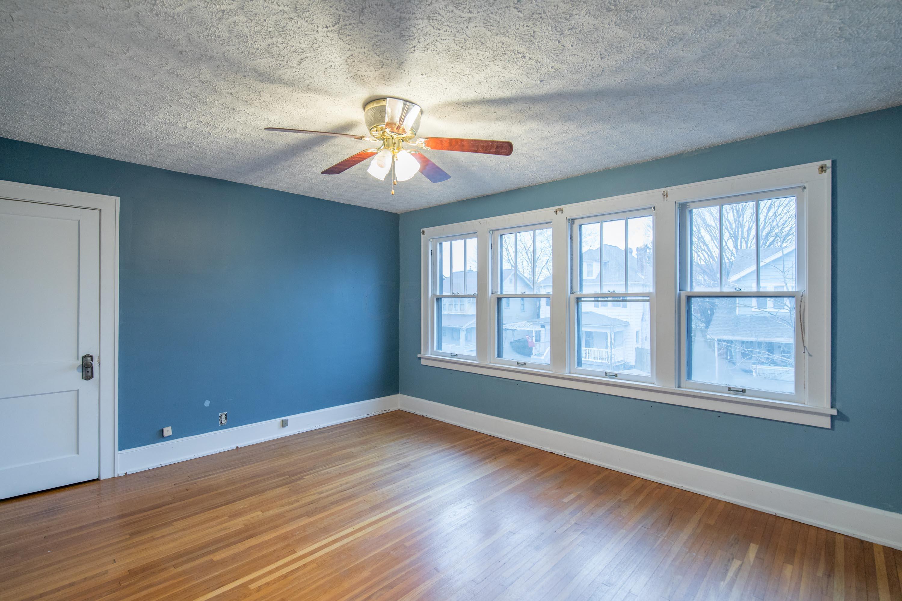 247 East Tulane Road Columbus, OH 43202 - Photo 8 of 17