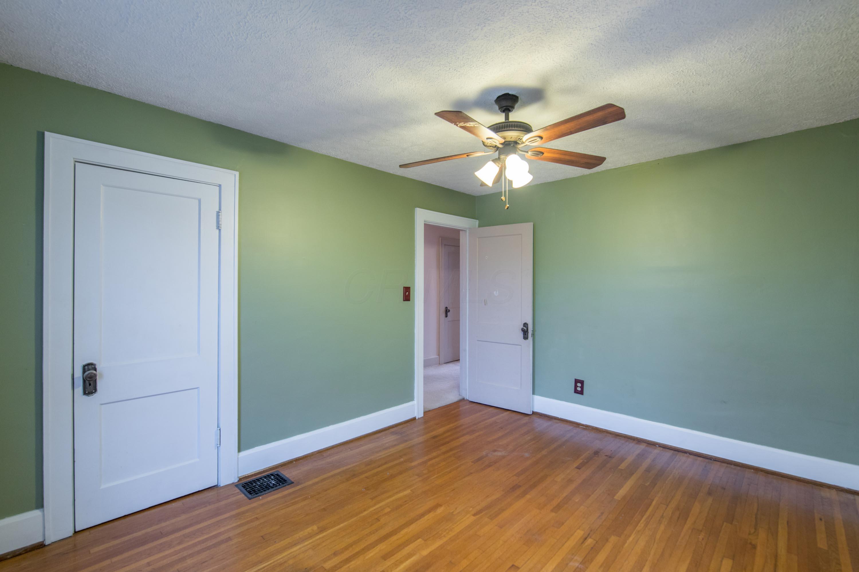 247 East Tulane Road Columbus, OH 43202 - Photo 10 of 17