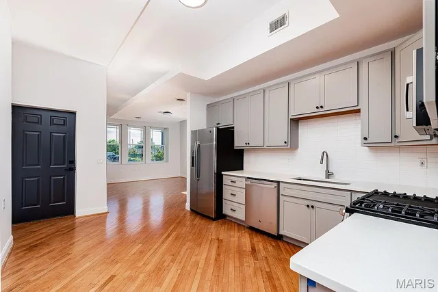 $795,000 | 1337 South Vandeventer Avenue, St. Louis, MO 63110